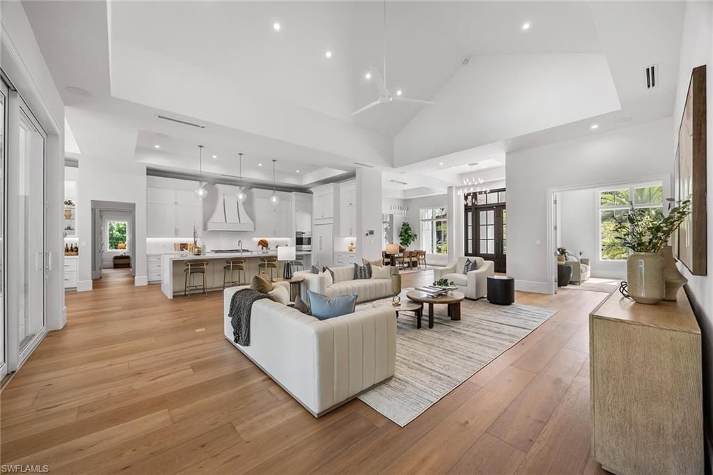 375 Bow Line Dr, Naples, FL 34103 Photo