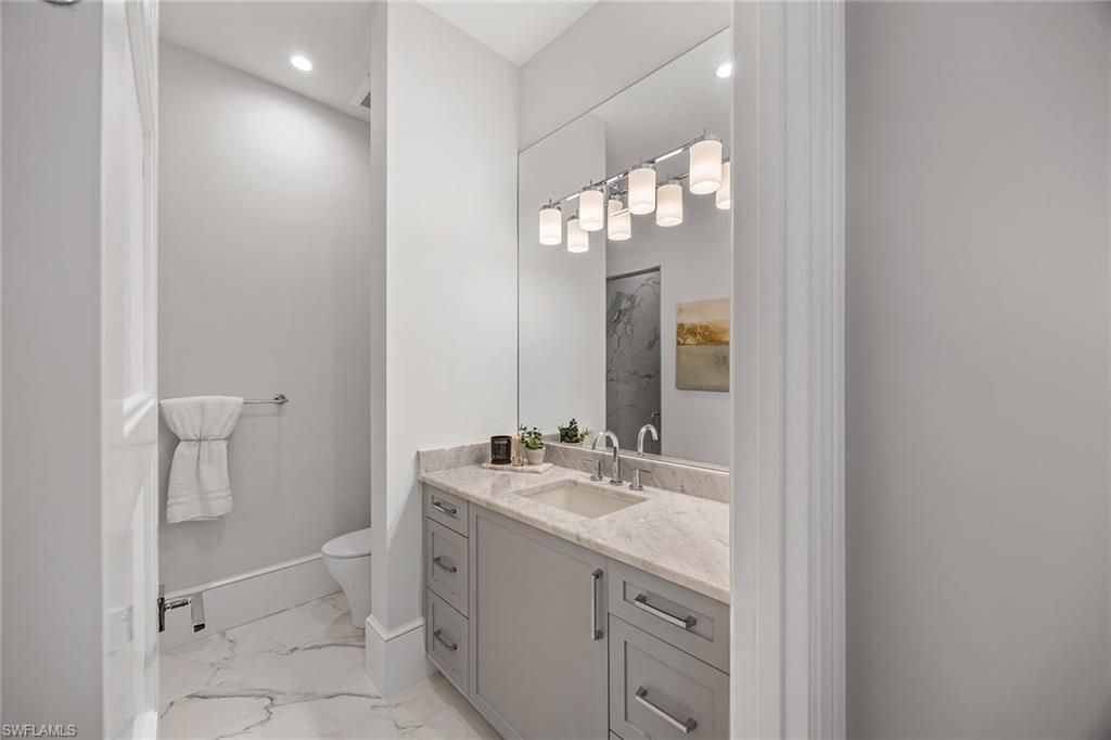 375 Bow Line Dr, Naples, FL 34103 Photo