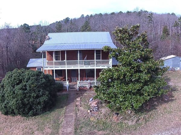 285 Dog Young Road, Mountain View, AR 72560