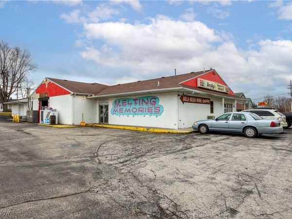 2048 E Sand Road, Port Clinton, OH 43452