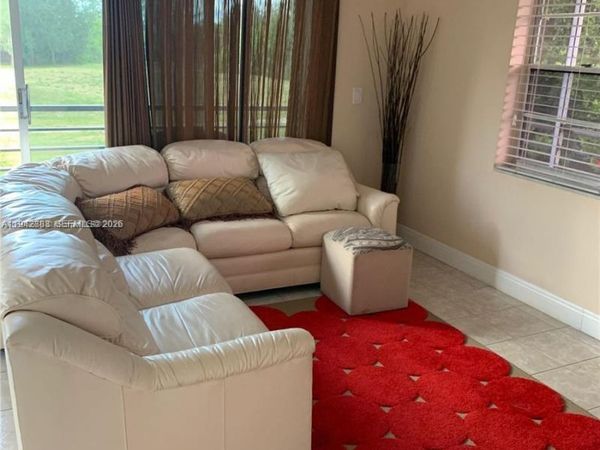 3048 E Sunrise Lakes Dr, Unit 218, Sunrise, FL 33322