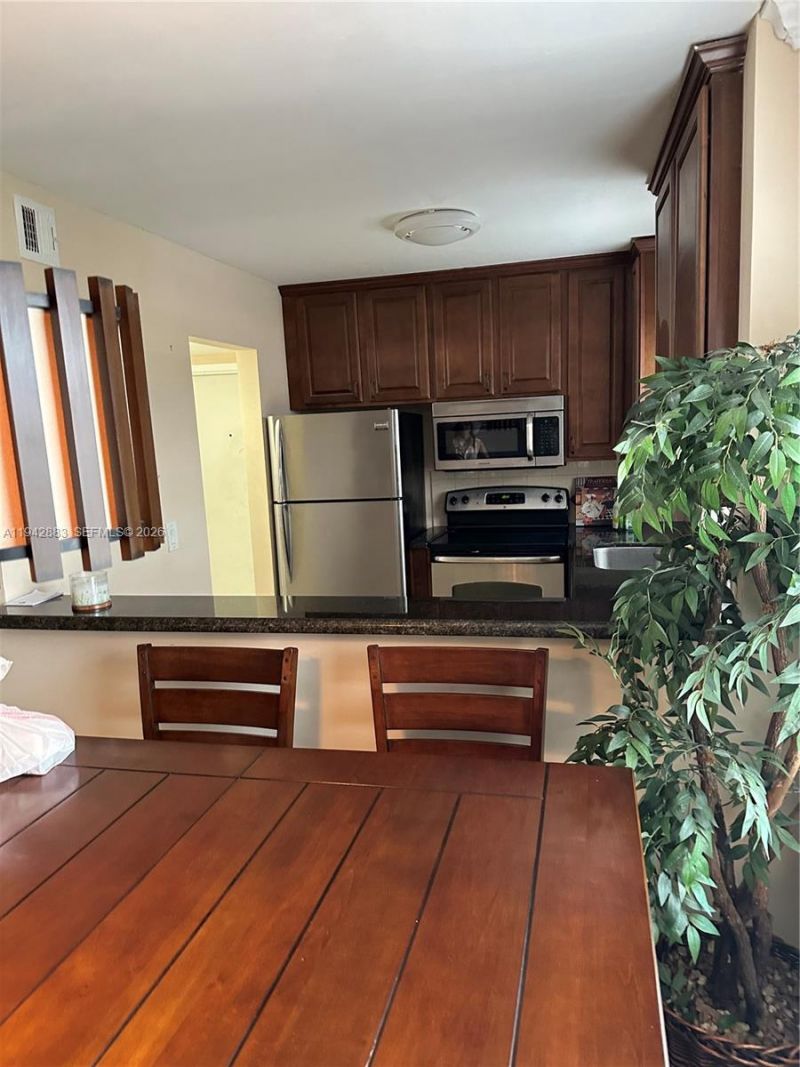 3048 E Sunrise Lakes Dr, Unit 218, Sunrise, FL 33322 Photo