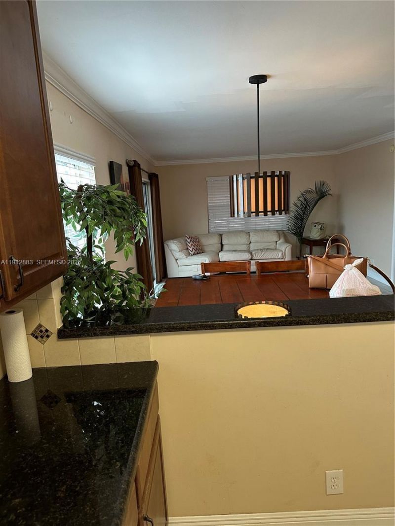 3048 E Sunrise Lakes Dr, Unit 218, Sunrise, FL 33322 Photo