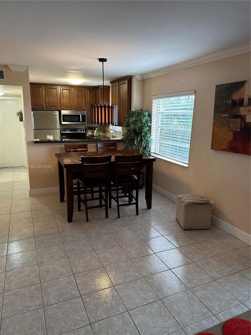 3048 E Sunrise Lakes Dr, Unit 218, Sunrise, FL 33322 Photo