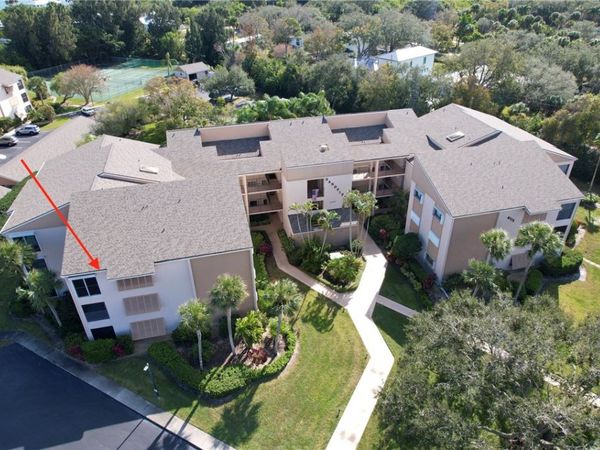 6175 S Mirror Lake Drive, Unit 301, Sebastian, FL 32958