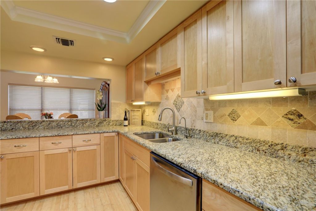 6175 S Mirror Lake Drive, Unit 301, Sebastian, FL 32958 Photo