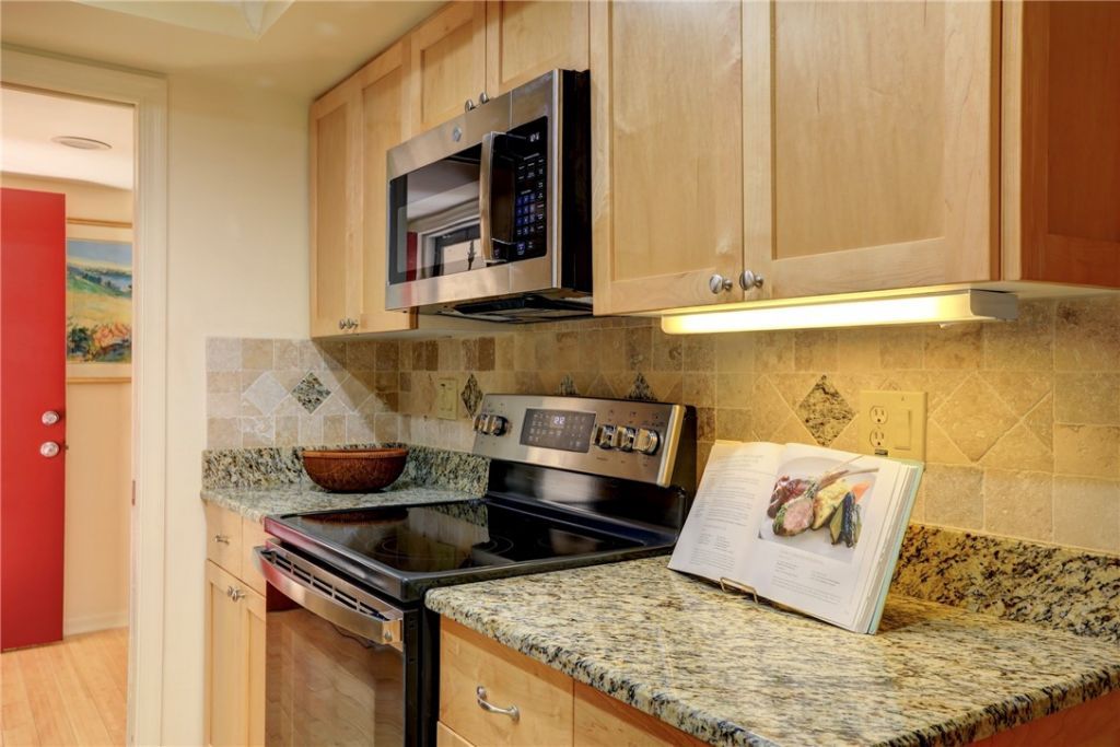 6175 S Mirror Lake Drive, Unit 301, Sebastian, FL 32958 Photo