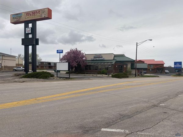 203 S BOULEVARD ST, Wall, SD 57790