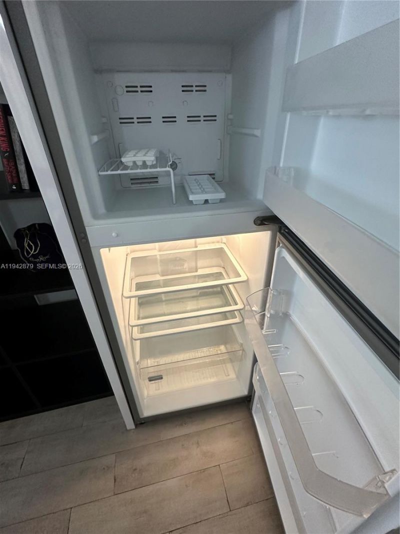 1611 Meridian Ave, Unit 203, Miami Beach, FL 33139 Photo