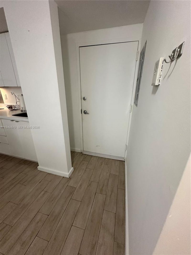1611 Meridian Ave, Unit 203, Miami Beach, FL 33139 Photo
