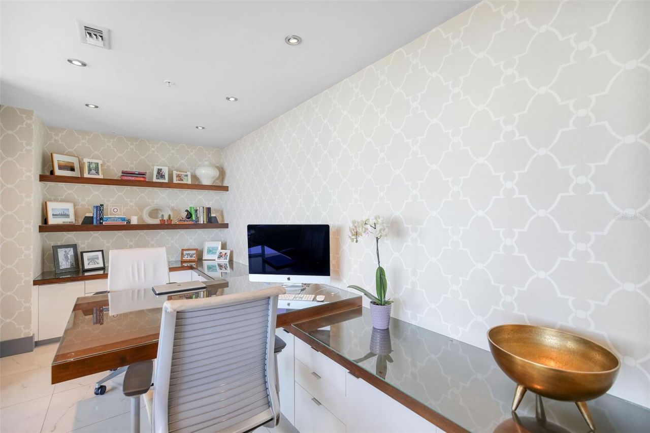 175 1st Street S, Unit 3103, Saint Petersburg, FL 33701 Photo