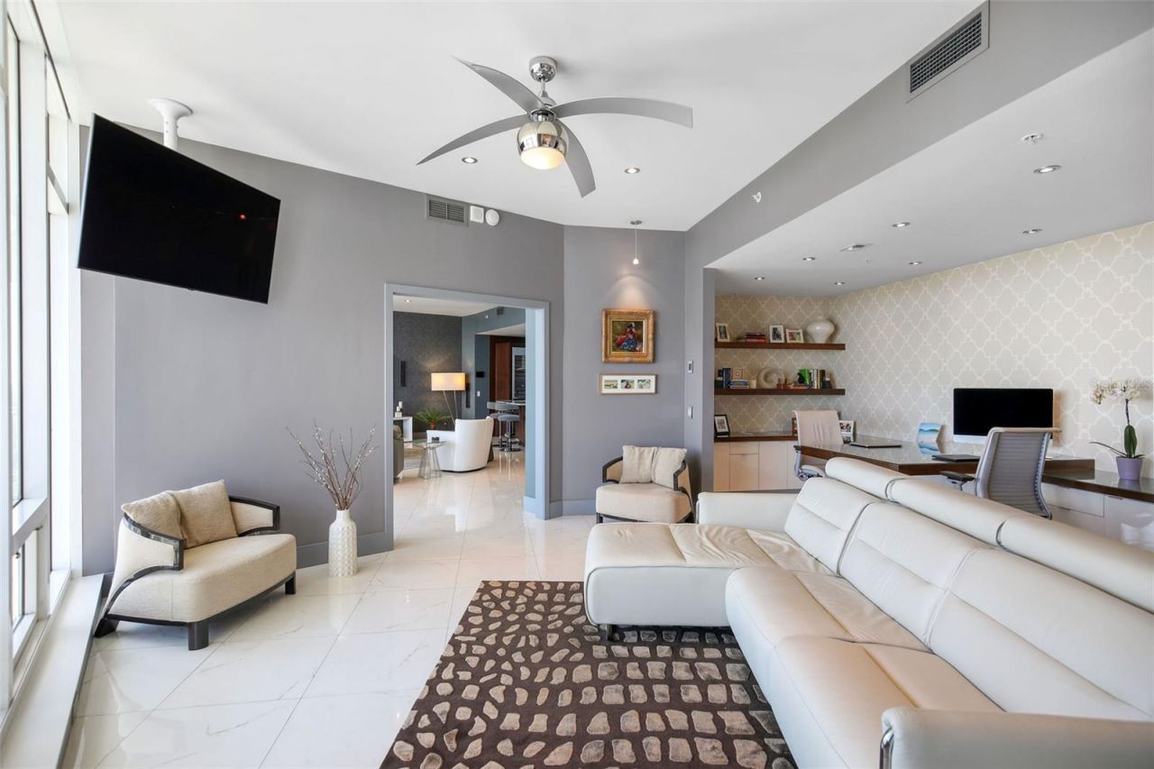 175 1st Street S, Unit 3103, Saint Petersburg, FL 33701 Photo