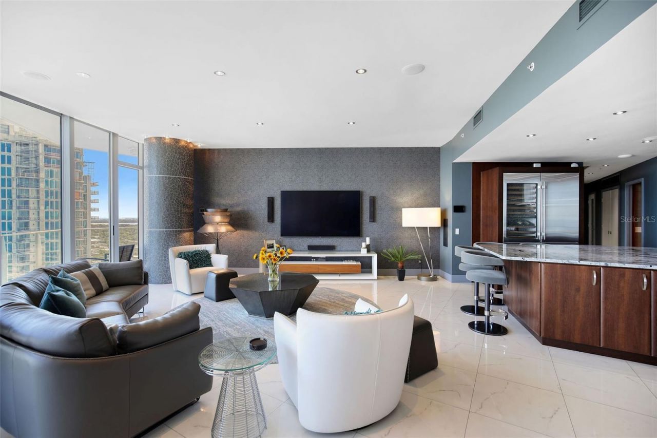 175 1st Street S, Unit 3103, Saint Petersburg, FL 33701 Photo