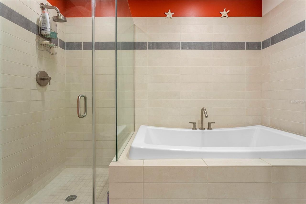 175 1st Street S, Unit 304, Saint Petersburg, FL 33701 Photo