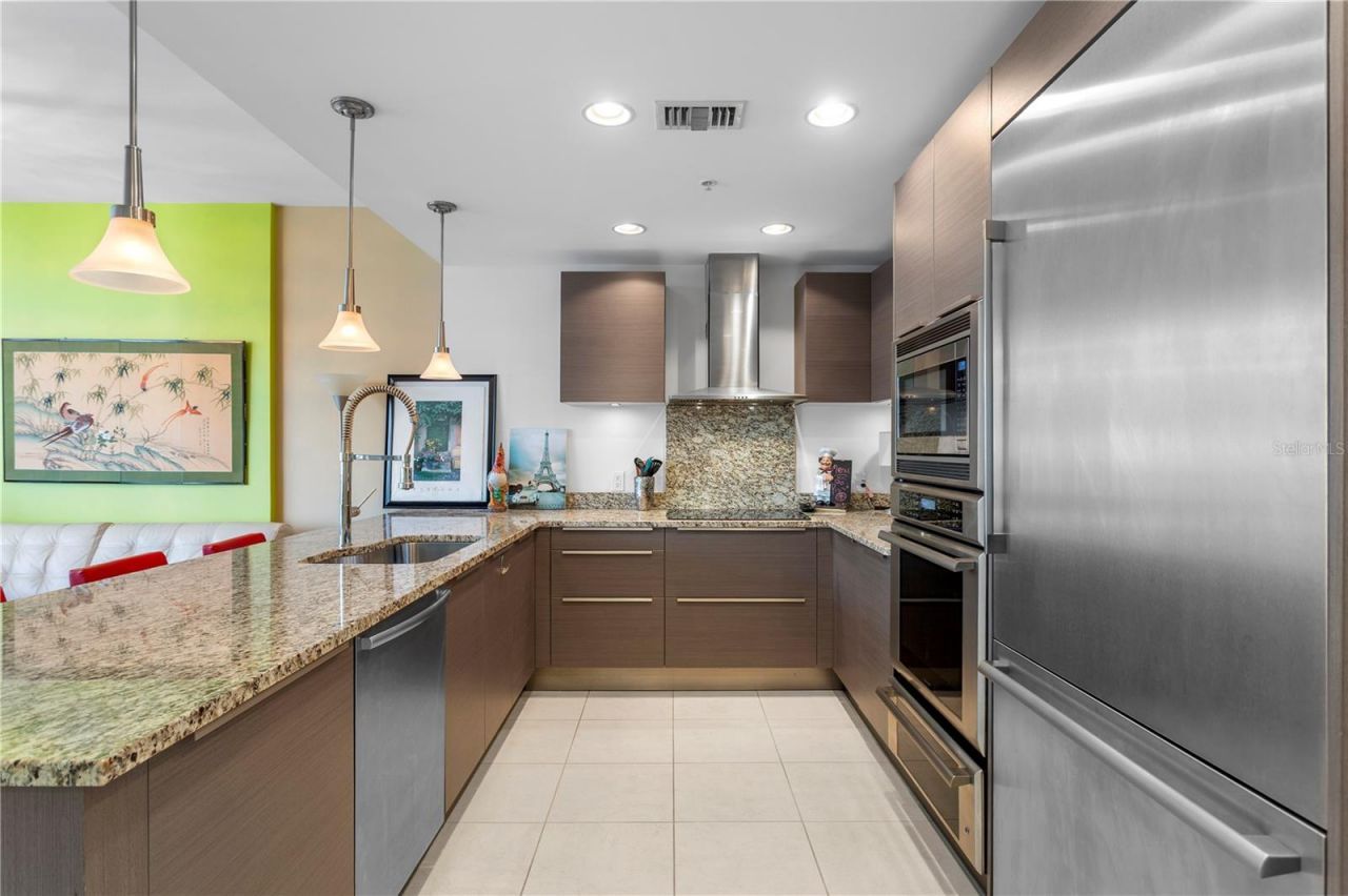 175 1st Street S, Unit 304, Saint Petersburg, FL 33701 Photo