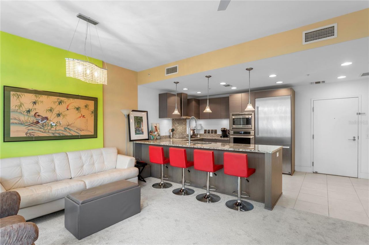 175 1st Street S, Unit 304, Saint Petersburg, FL 33701 Photo