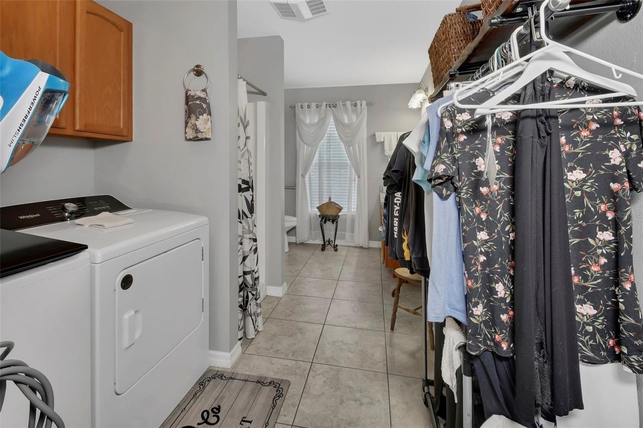 43746 Sunset Drive, Paisley, FL 32767 Photo