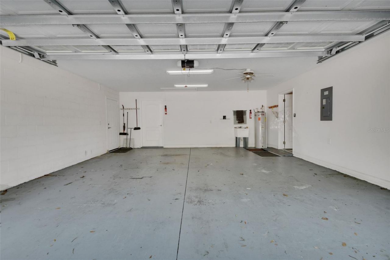 43746 Sunset Drive, Paisley, FL 32767 Photo