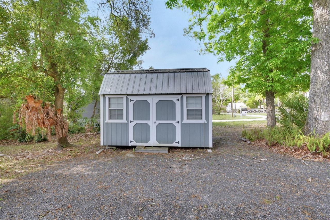 43746 Sunset Drive, Paisley, FL 32767 Photo