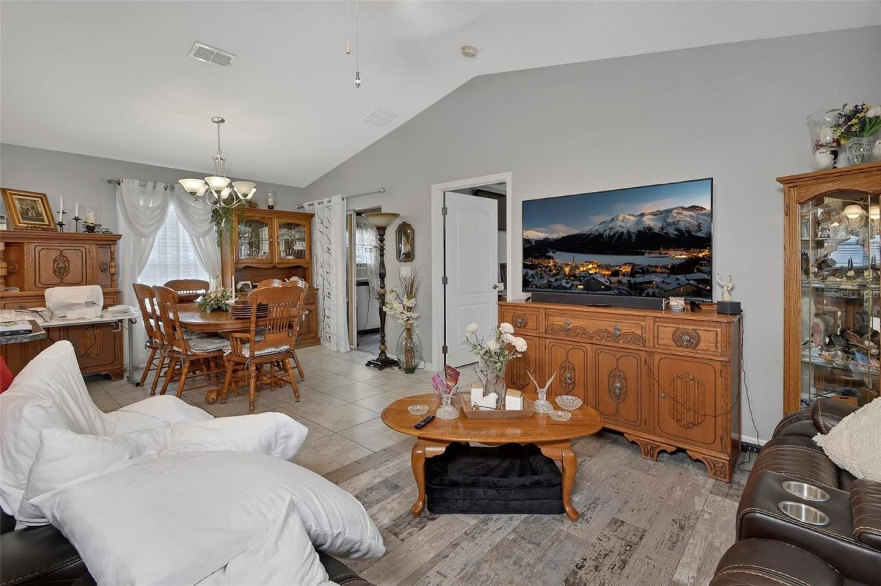 43746 Sunset Drive, Paisley, FL 32767 Photo