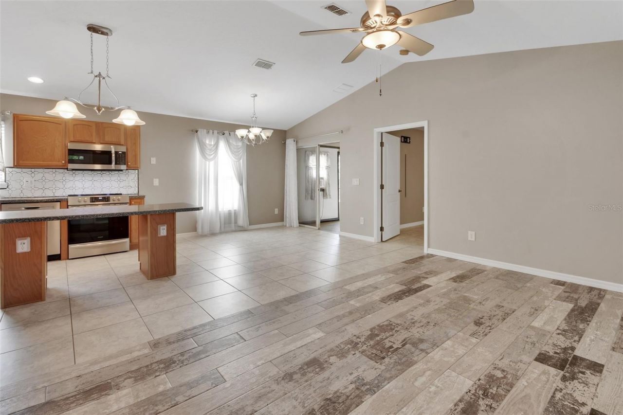 43746 Sunset Drive, Paisley, FL 32767 Photo