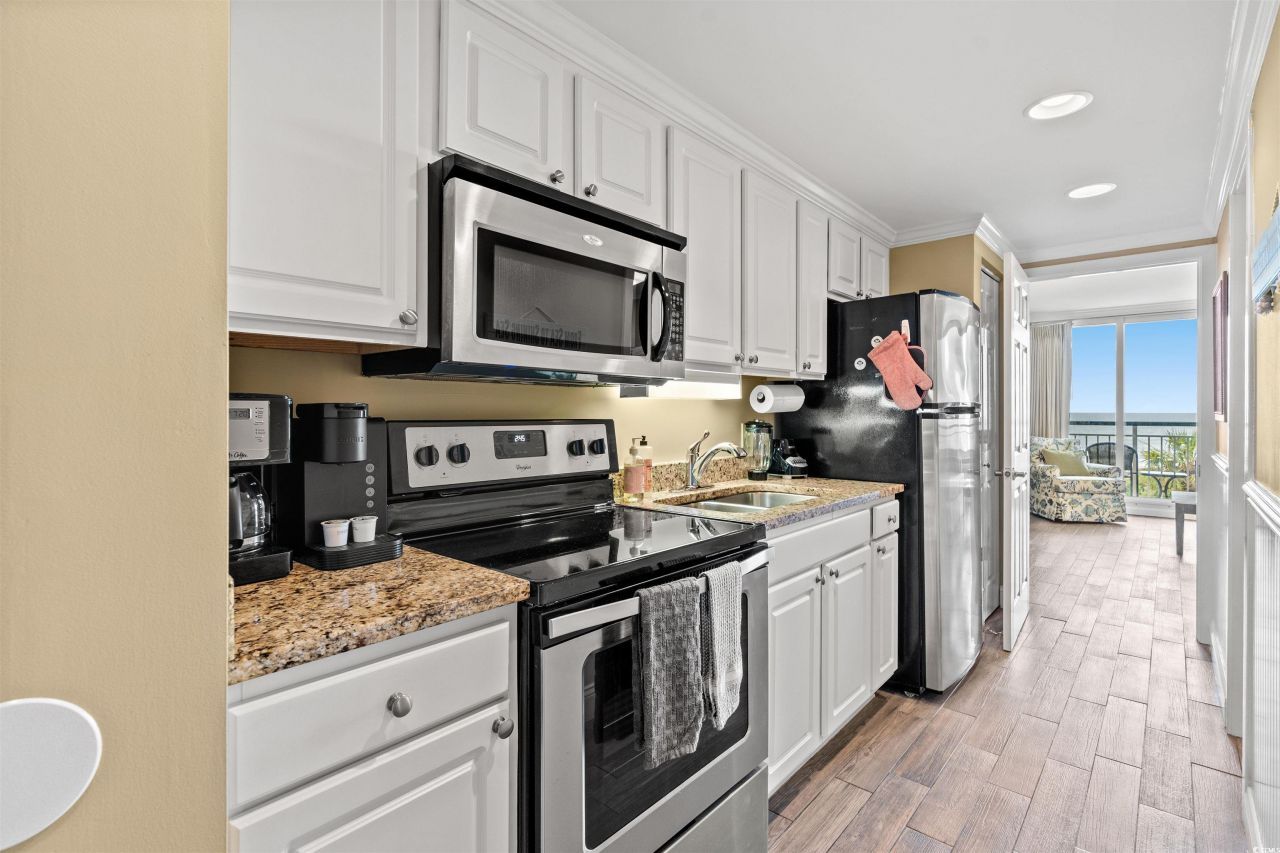 601 Retreat Beach Circle Photo 7