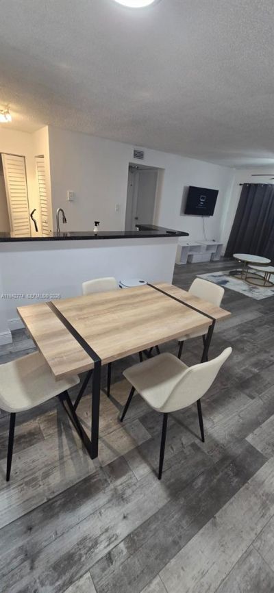 530 S Park Rd, Unit 17-11, Hollywood, FL 33021 Photo