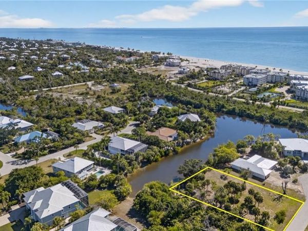 408 Tiree CIR , SANIBEL, FL 33957