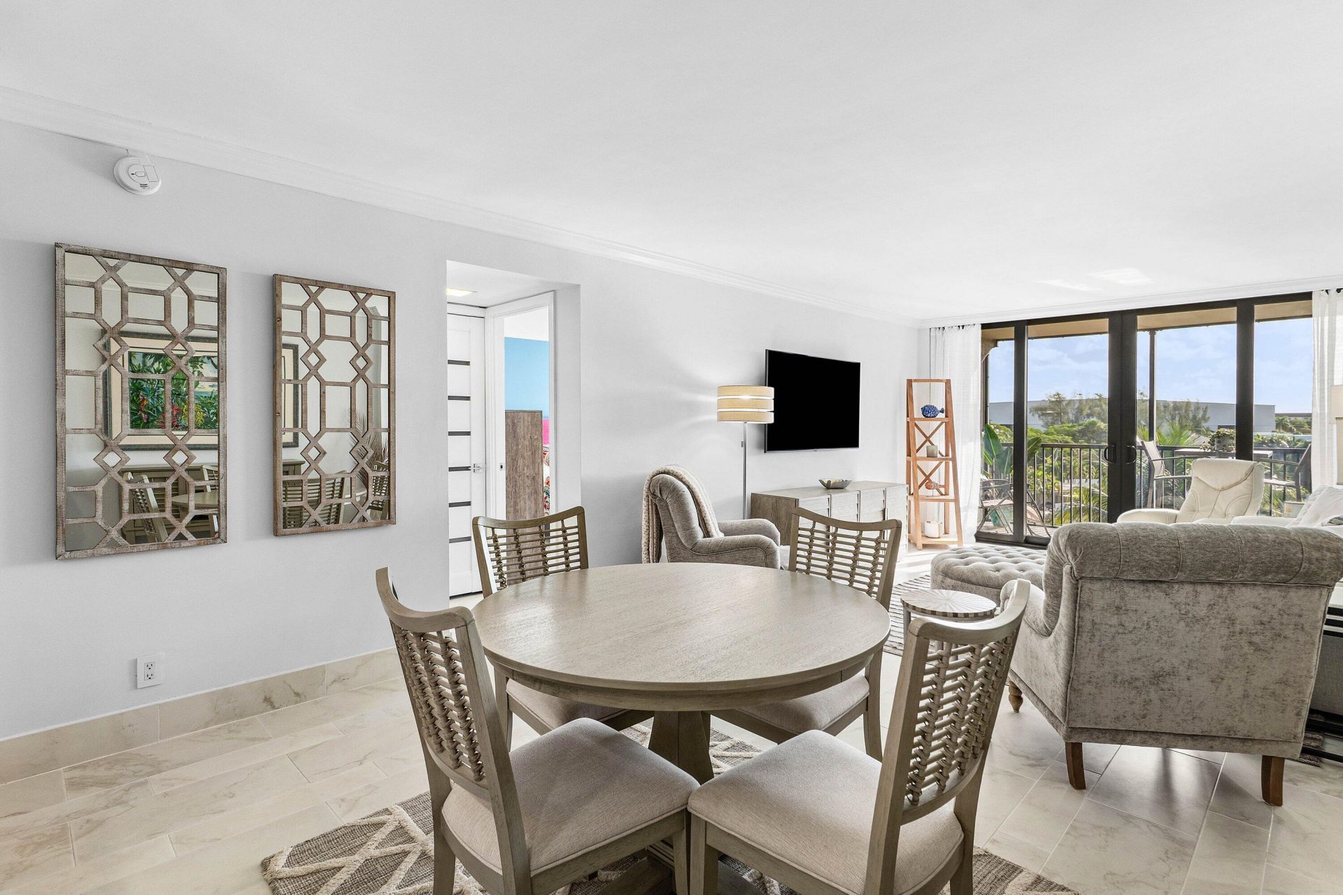 14 Royal Palm Way, Unit 501, Boca Raton, FL 33432 Photo