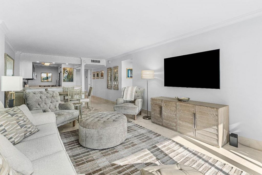 14 Royal Palm Way, Unit 501, Boca Raton, FL 33432 Photo