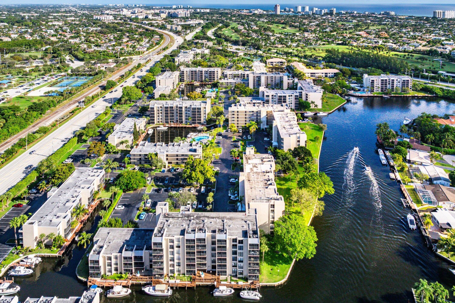 14 Royal Palm Way, Unit 501, Boca Raton, FL 33432 Photo