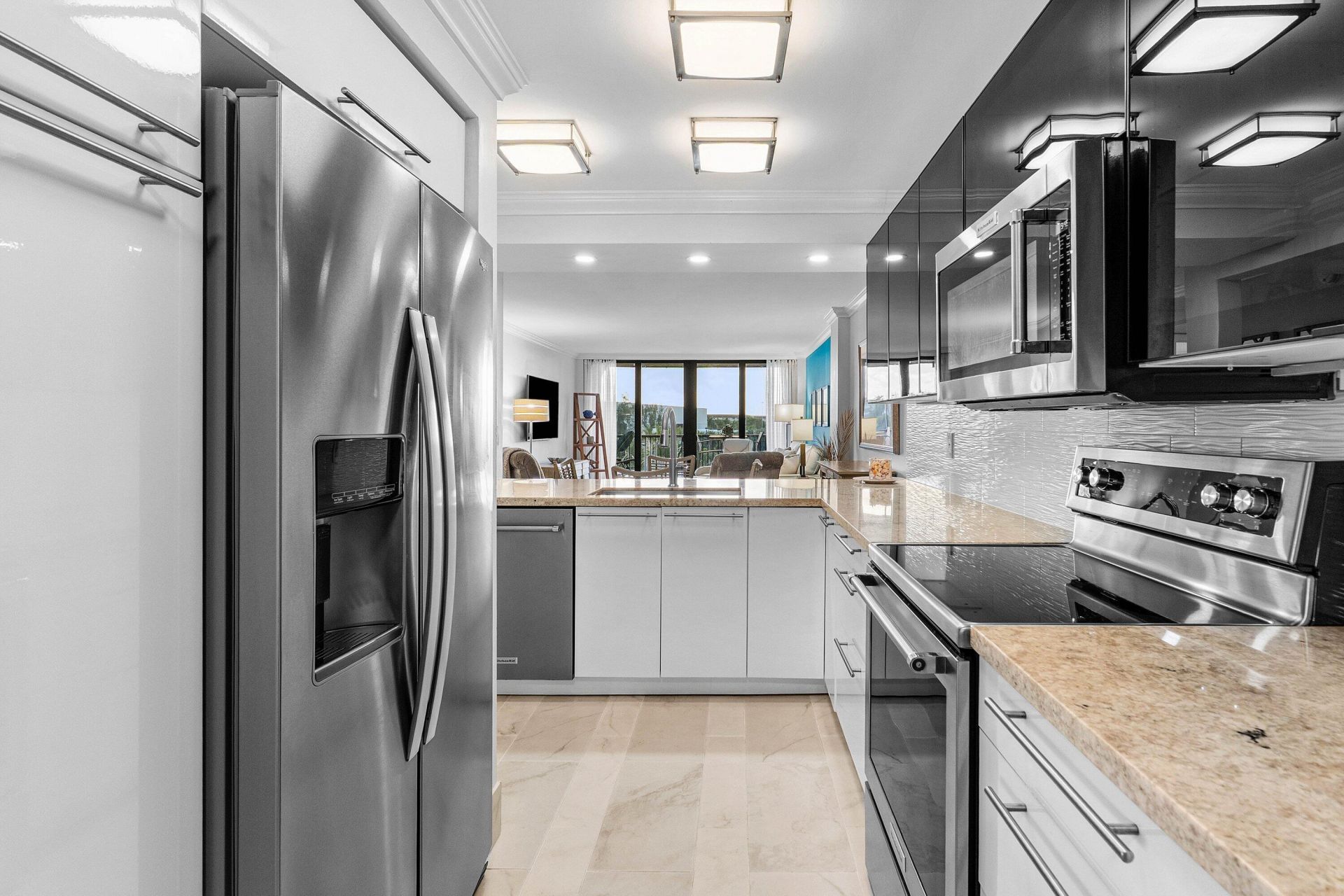 14 Royal Palm Way, Unit 501, Boca Raton, FL 33432 Photo