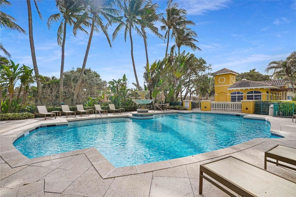 1228 Hillsboro Mile, Unit 202, Hillsboro Beach, FL 33062 Photo