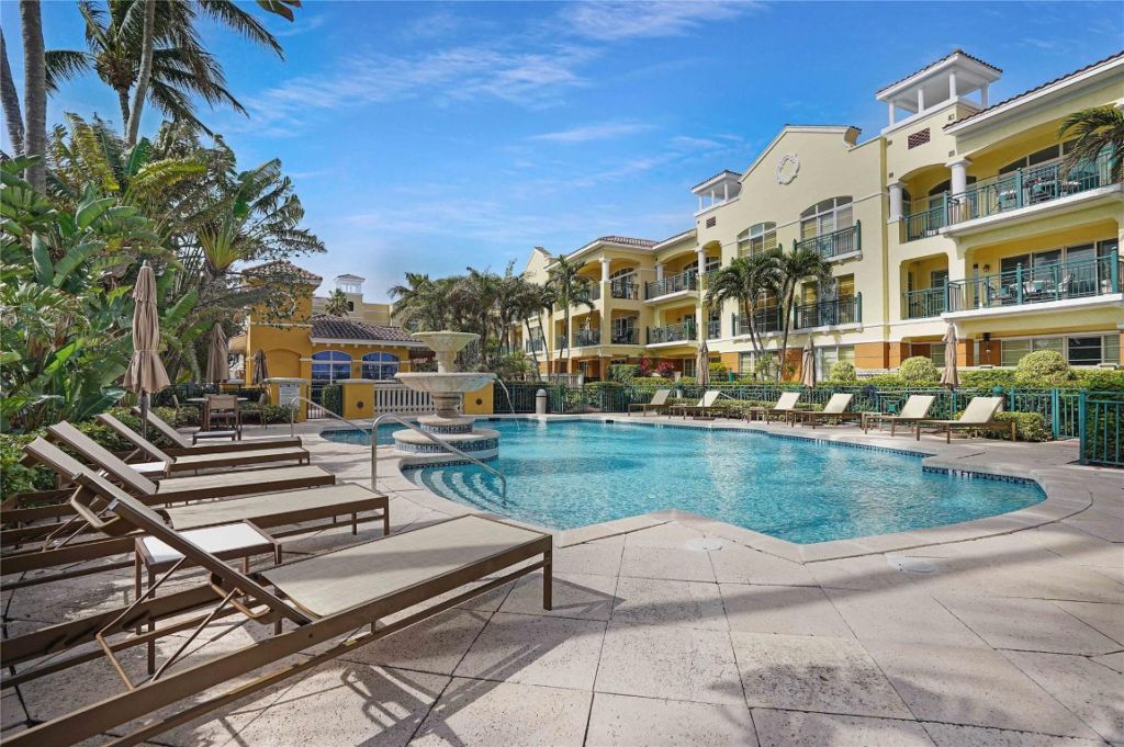 1228 Hillsboro Mile, Unit 202, Hillsboro Beach, FL 33062 Photo