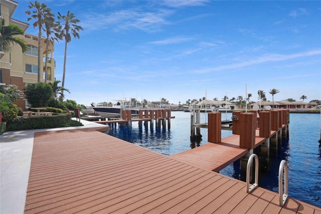 1228 Hillsboro Mile, Unit 202, Hillsboro Beach, FL 33062 Photo