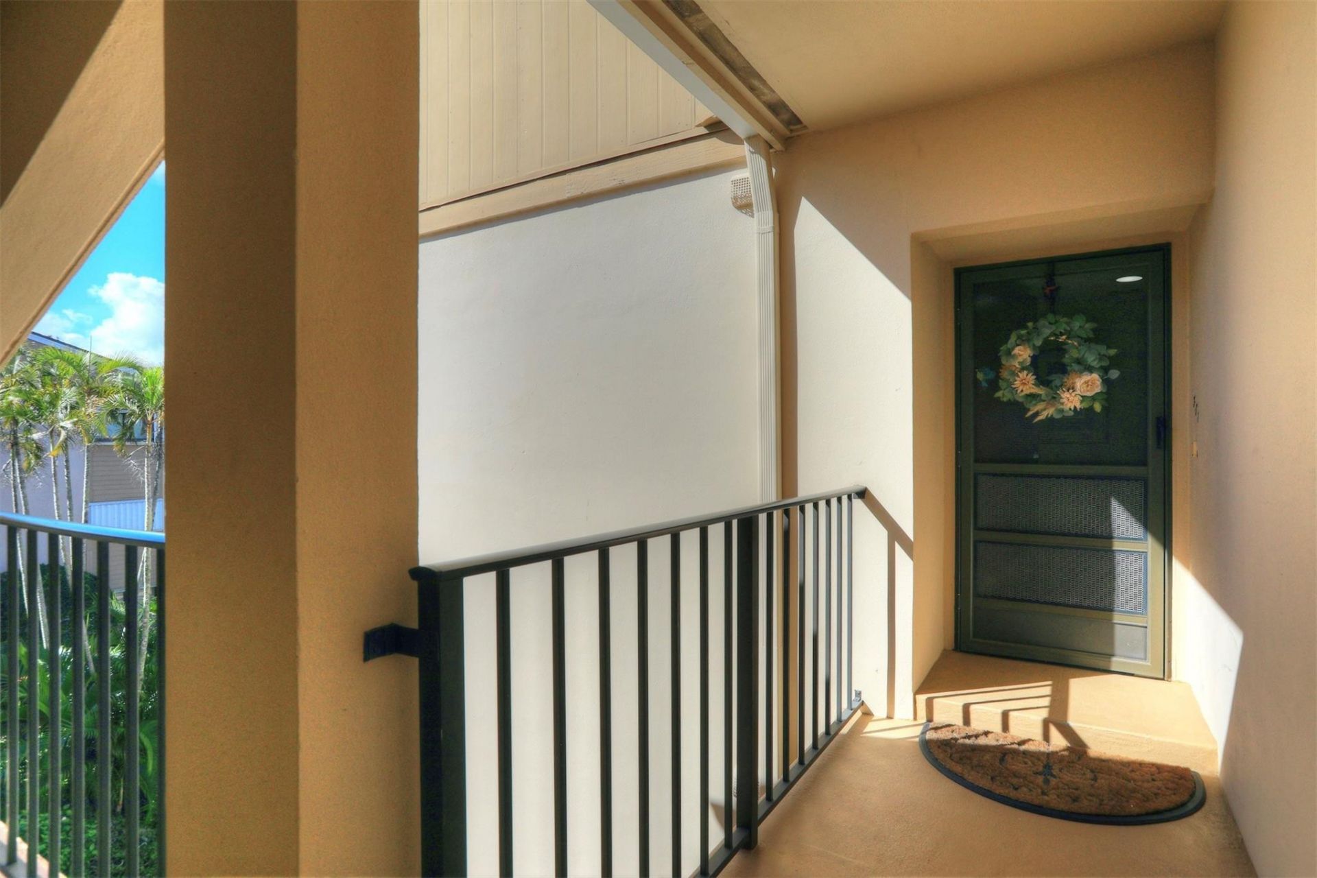 6175 S Mirror Lake Drive, Unit 301, Sebastian, FL 32958 Photo