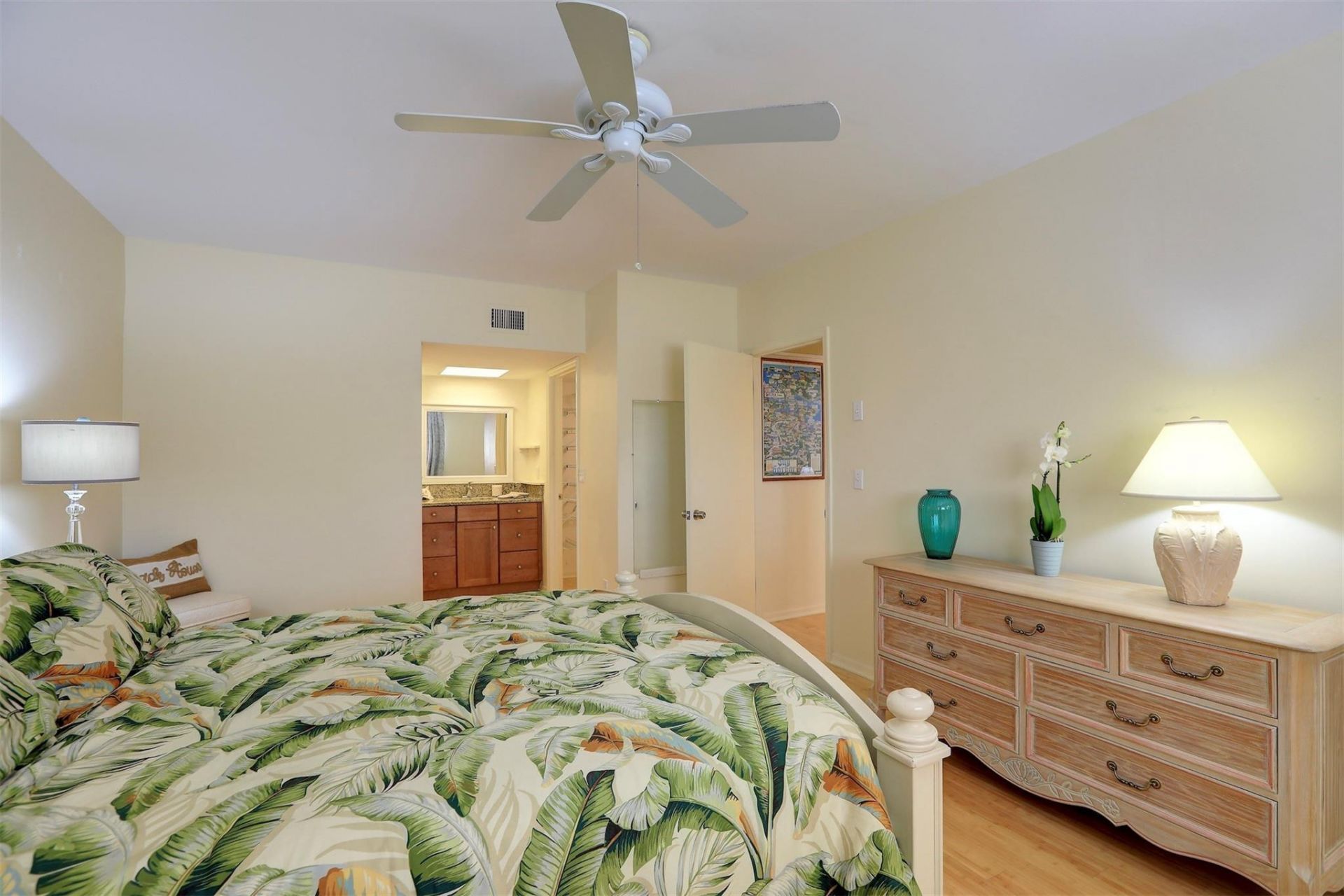 6175 S Mirror Lake Drive, Unit 301, Sebastian, FL 32958 Photo