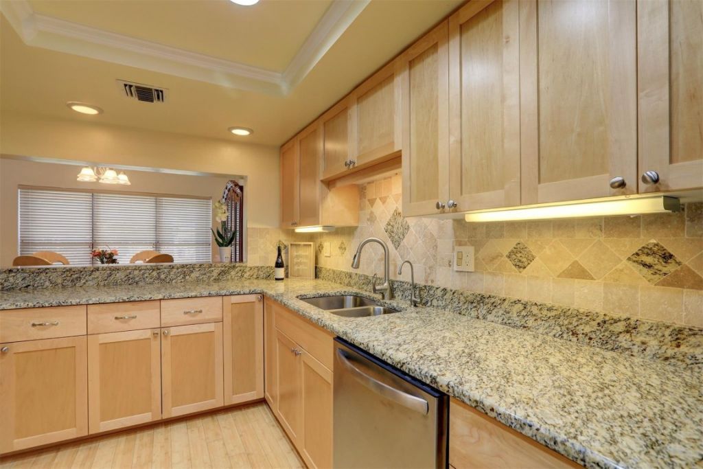 6175 S Mirror Lake Drive, Unit 301, Sebastian, FL 32958 Photo