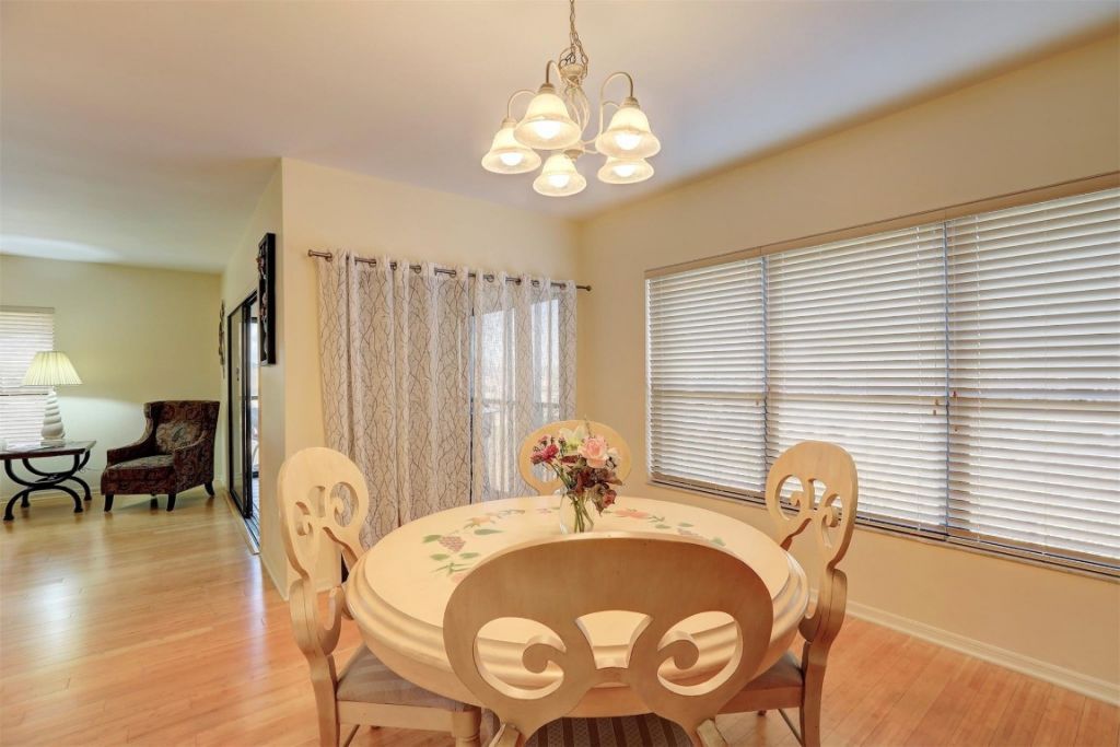 6175 S Mirror Lake Drive, Unit 301, Sebastian, FL 32958 Photo