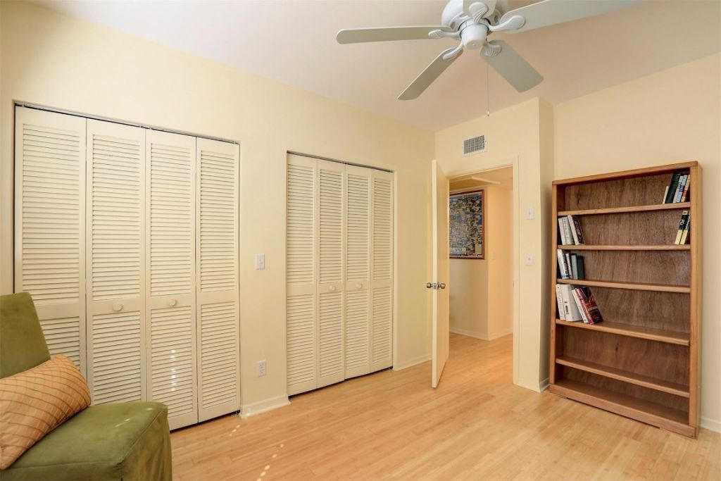 6175 S Mirror Lake Drive, Unit 301, Sebastian, FL 32958 Photo