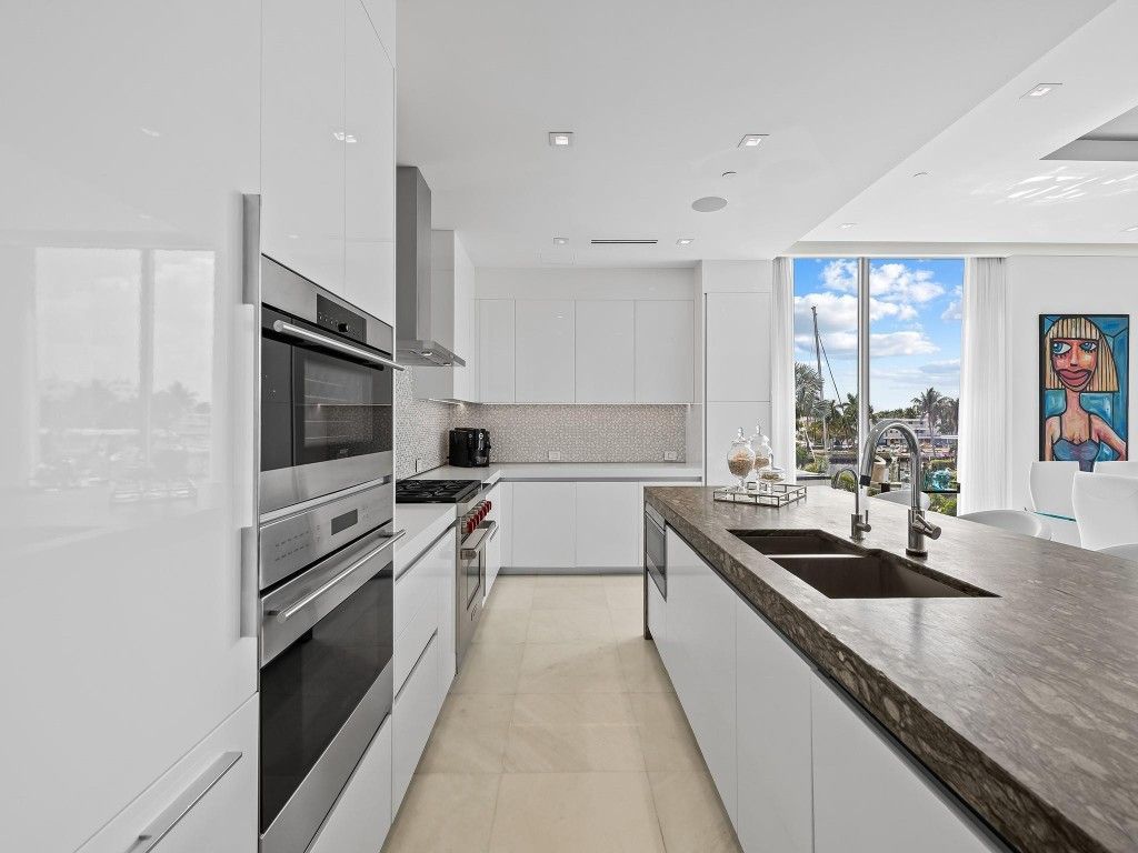 21 Isle Of Venice Drive, Unit 301, Fort Lauderdale, FL 33301 Photo