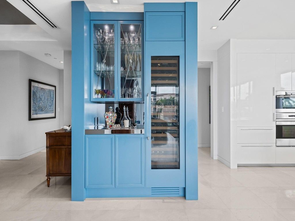 21 Isle Of Venice Drive, Unit 301, Fort Lauderdale, FL 33301 Photo