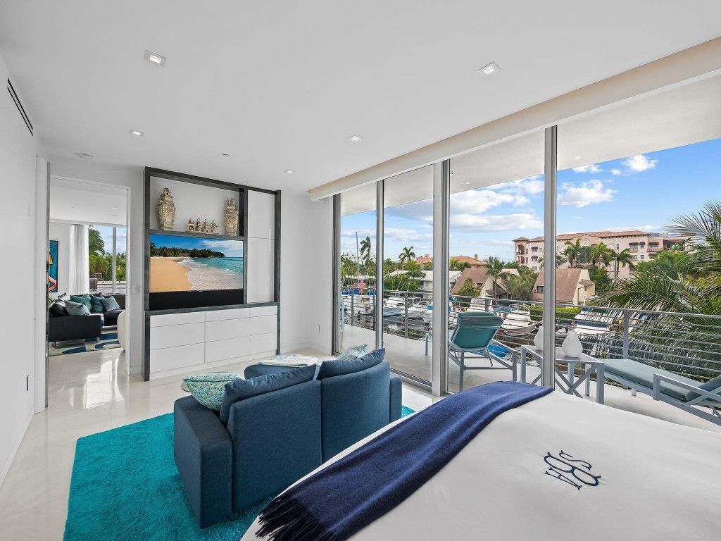 21 Isle Of Venice Drive, Unit 301, Fort Lauderdale, FL 33301 Photo