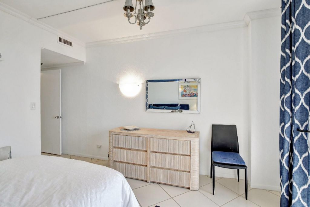 7100 Radice Court, Unit 207, Lauderhill, FL 33319 Photo