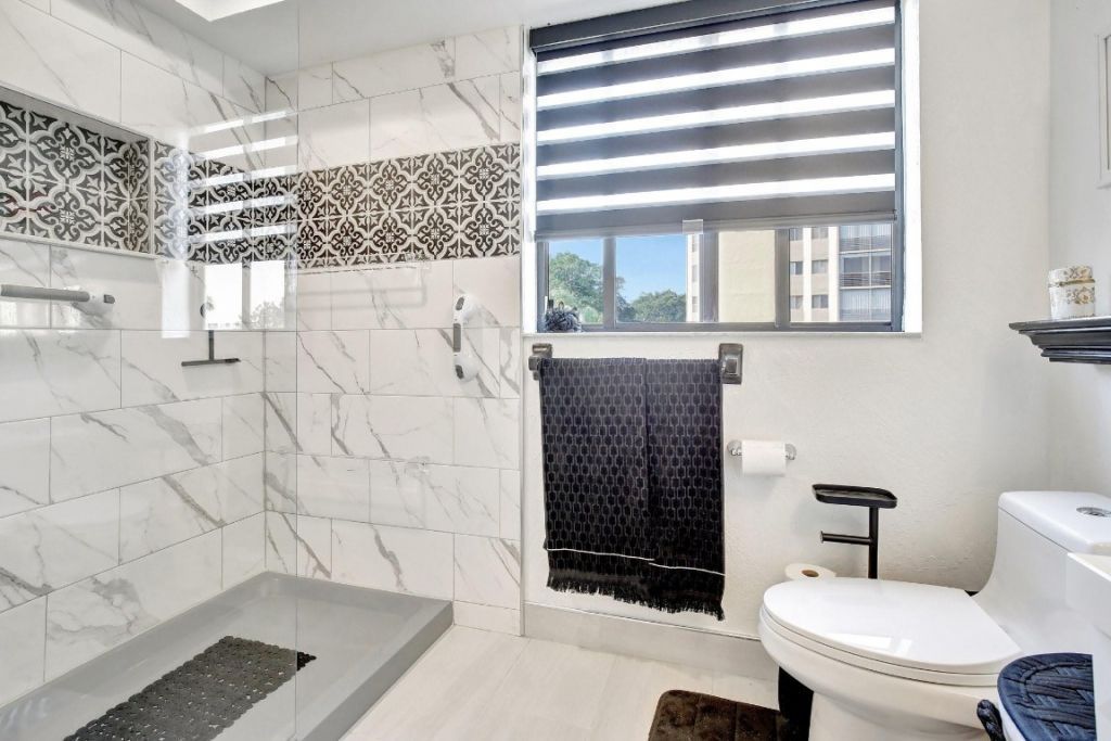 7100 Radice Court, Unit 207, Lauderhill, FL 33319 Photo