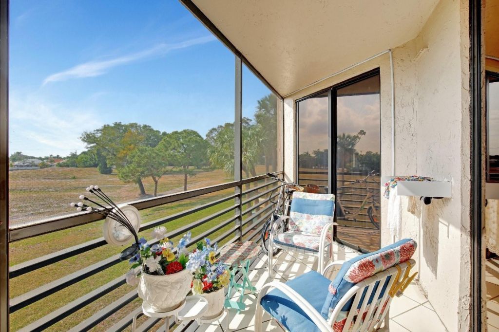 7100 Radice Court, Unit 207, Lauderhill, FL 33319 Photo