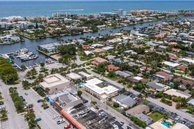 1649 SE 4th Street, Deerfield Beach, FL 33441 Photo