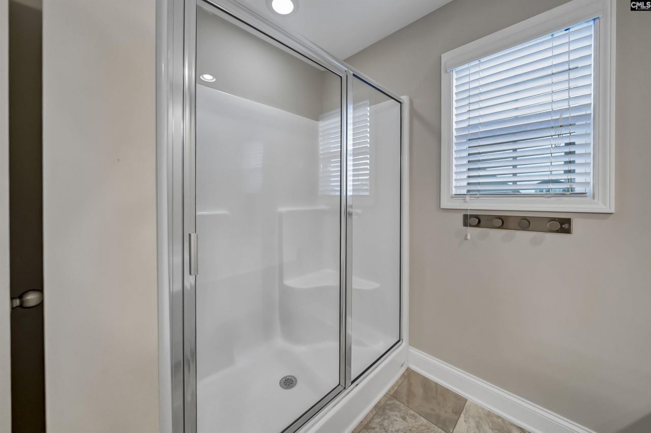 627 Pinnacle Way Photo 20