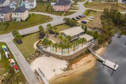 627 Pinnacle Way photo 4