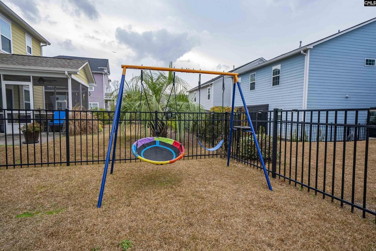 627 Pinnacle Way Photo 35